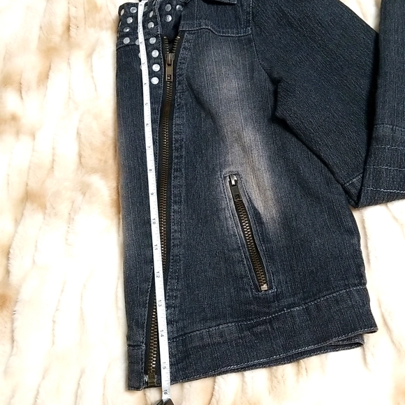 Cropped Dark Denim Jean Jacket w/ Studs Small - Picture 9 of 10